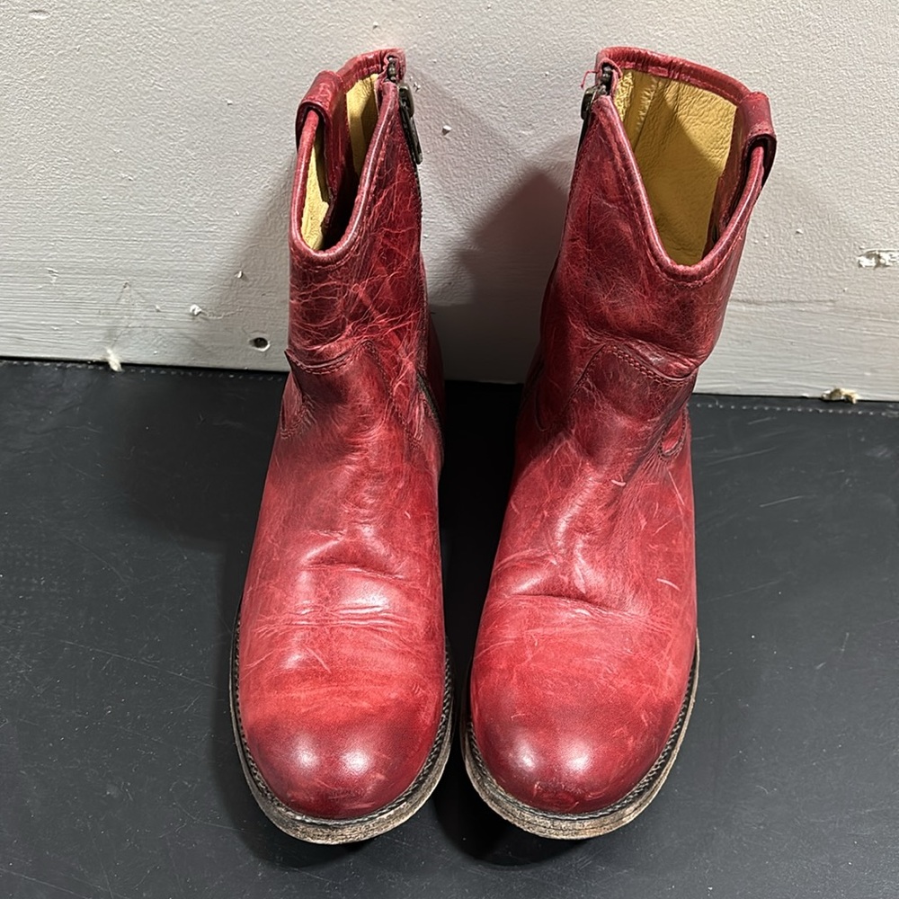 Frye Melissa ankle boots size 8.5